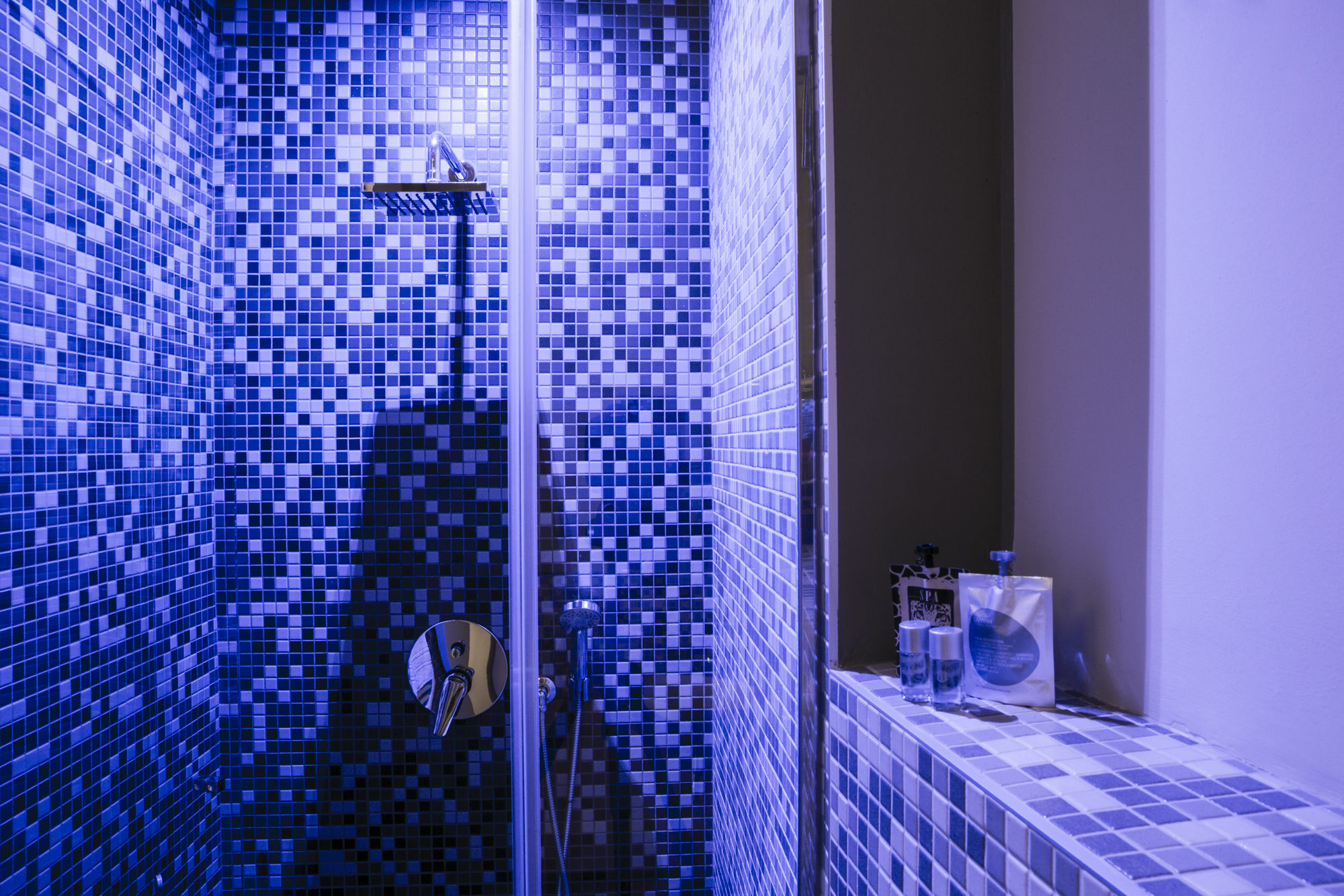 Serendipity Rooms Milan Bagian luar foto